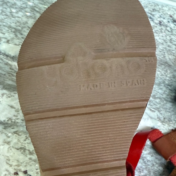 Chic Red and Brown Women's Sandals - Picture 5 of 7